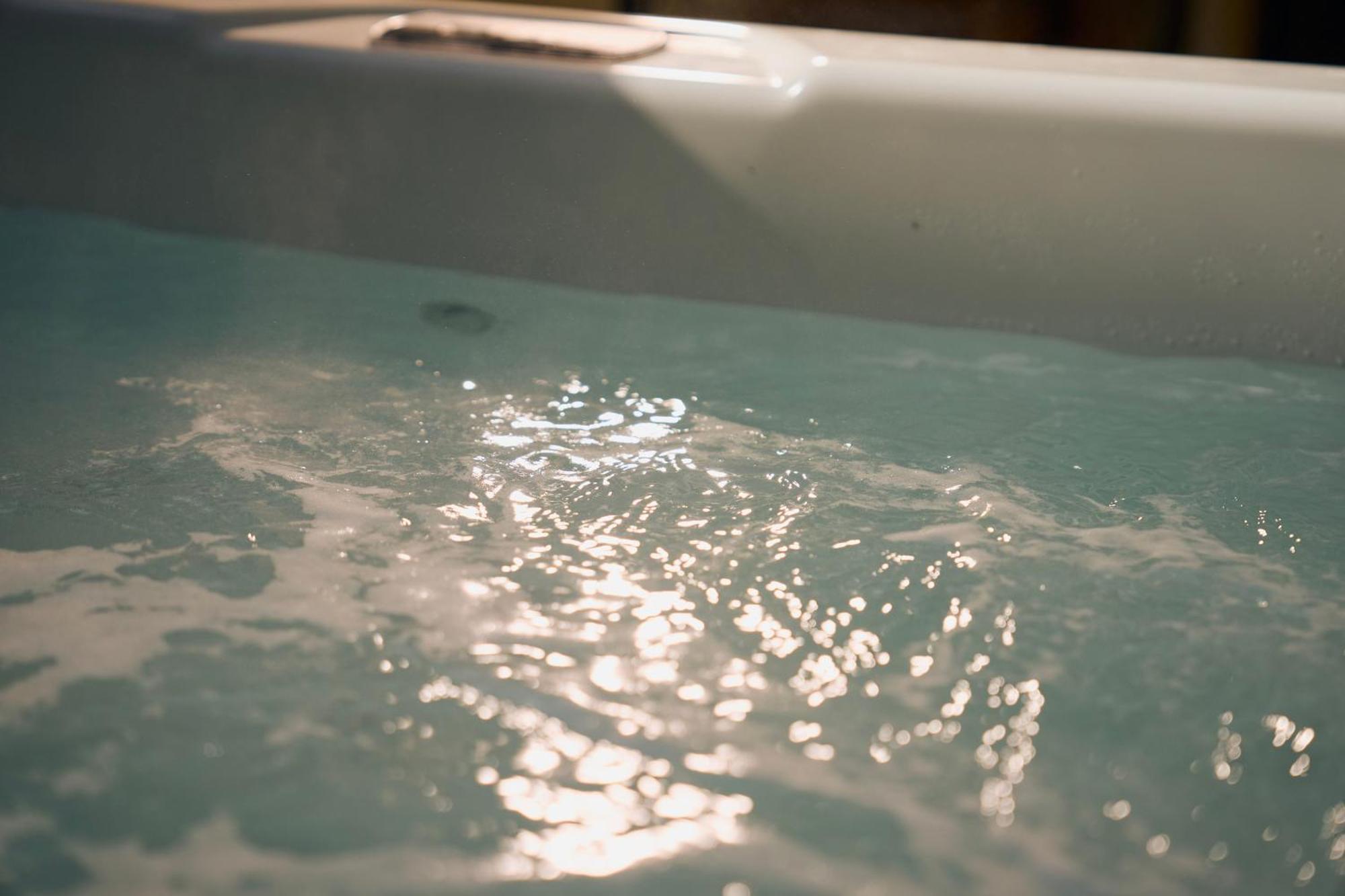 Suite Atypique - Jacuzzi Privatif En Centre Ville De Коньяк Екстер'єр фото